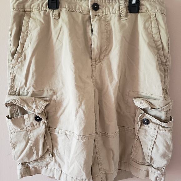 Aeropostal cargo short - Picture 1 of 4